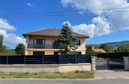 Lompnes Villa | La Villa De Hauteville