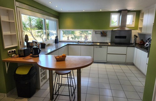 Saint-Planchers Villa | La Villa de Louis