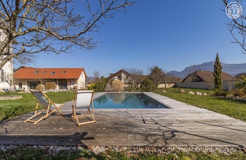 Yenne House | LA VILLA DE PAUL - YENNE