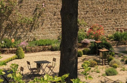 Vernoux-en-Vivarais Bed & Breakfast | La Villa des Charmilles