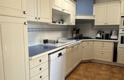 Cap Benat House | La Villa des Pins à Benat