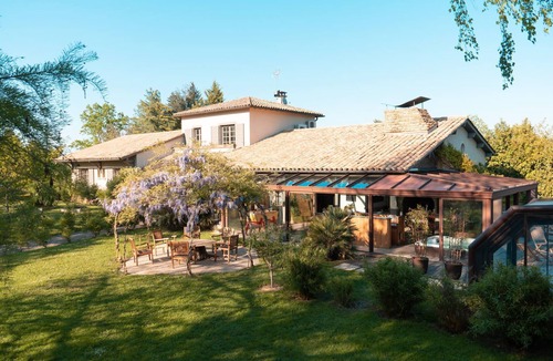 Dommartin Villa | La Villa des Gones