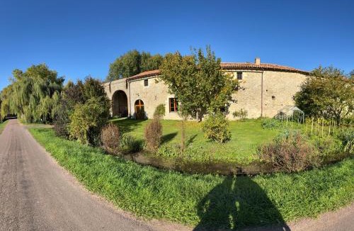 Marnes House | La Villa des Licoches, gite Proche Thouars 8 personnes