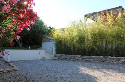 Calvisson Villa | La Villa des Moulins