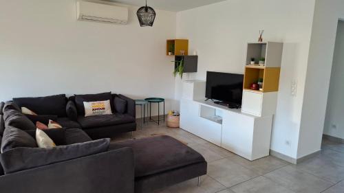 Ucel Villa | La villa des papillons de dugradus