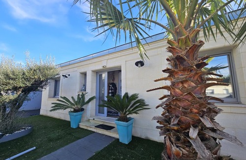 Le Bouscat Villa | La Villa du Bouscat