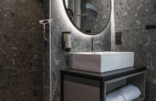 Aiguebelette-le-Lac Hotel | La Villa du Lac