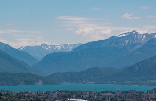 Pringy Villa | LA Villa Du Lac