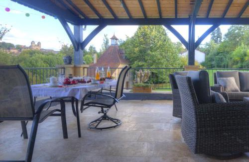 Gourdon House | La Villa du Mont