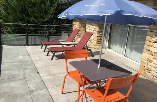 Miribel Bed & Breakfast | La Villa du Rhône