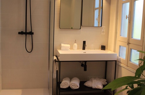 Chateaudun-Bannier Bed & Breakfast | La Villa Dunois