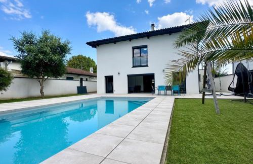 Mont-de-Marsan House | La Villa Estienne - Spacieuse - Conviviale - 6 Chambres - Parking privé