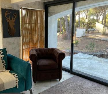 Le Cannet-des-Maures Bed & Breakfast | La Villa