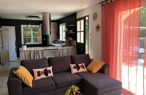 Montboucher-sur-Jabron Villa | La Villa Pausa