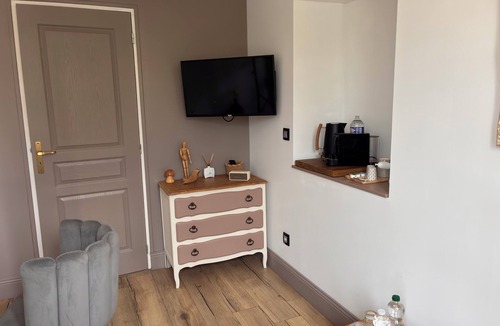 Tracy-sur-Mer Bed & Breakfast | LA VILLA MIRABELLE