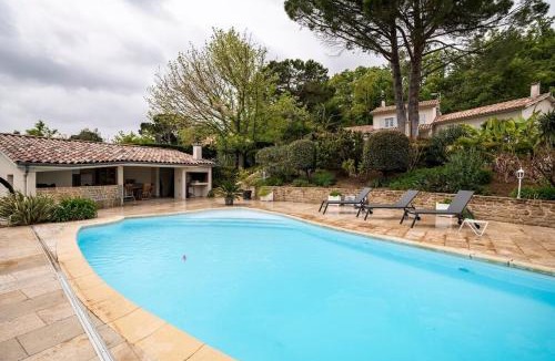 Mours-Saint-Eusebe Villa | La Villa Moursoise 4 Etoiles