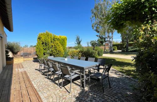 Crecy-la-Chapelle Villa | LA VILLA PALOMA