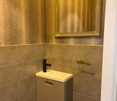 Saint-Jory Villa | La villa Pignole - Parking-Piscine-9 personnes
