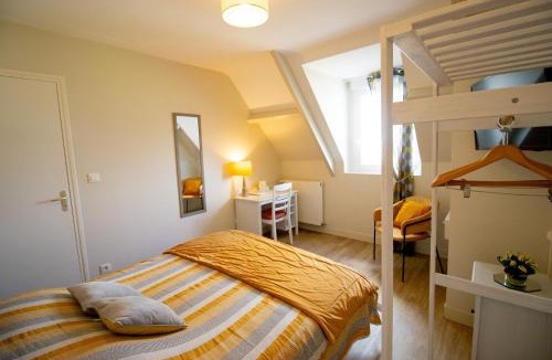 Saint-Come-de-Fresne Bed & Breakfast | La Villa Port Winston - Face Mer B&B