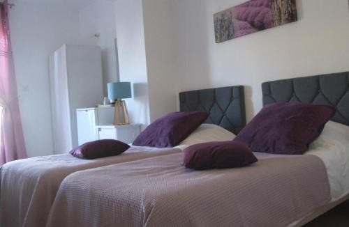 Saint-Come-de-Fresne Bed & Breakfast | La Villa Port Winston - Face Mer B&B