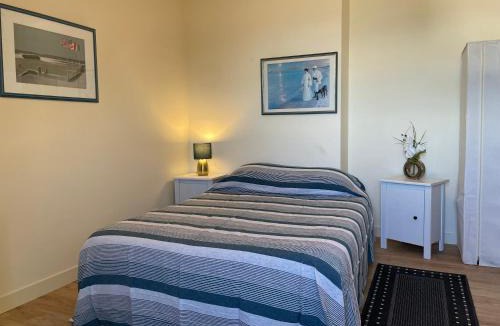 Saint-Come-de-Fresne Bed & Breakfast | La Villa Port Winston - Face Mer B&B