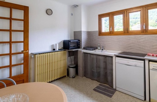 Albertville House | LA VILLA ROUGE - ALBERTVILLE