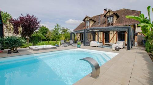 Les Bordes-Aumont Bed & Breakfast | La Villa Séquoia