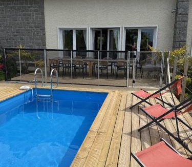 Jullouville Villa | La Villa Saint-Martin