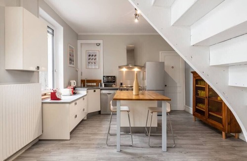 8th Arrondissement House | La Villa Sassolini Ré