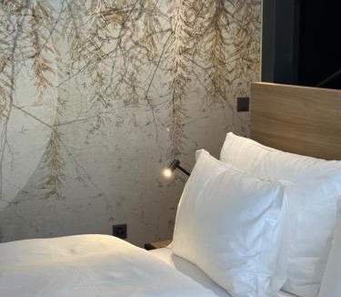 Minusio Hotel | LA VILLA - Studios & Rooms