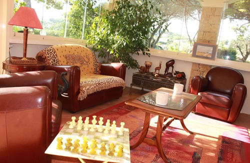 Antibes Bed & Breakfast | La Villa Topi