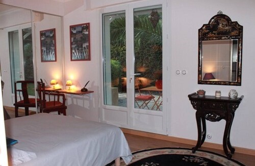 Antibes Bed & Breakfast | La Villa Topi