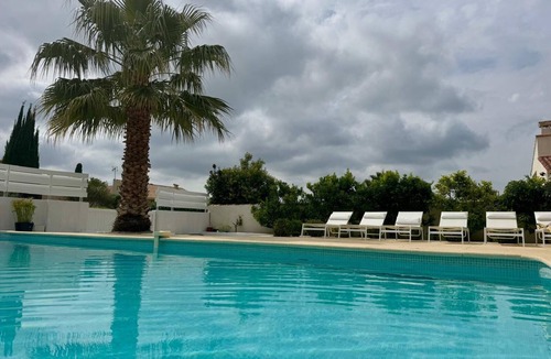 Baillargues Villa | La Villa verdoyante - Between garrigues & beaches