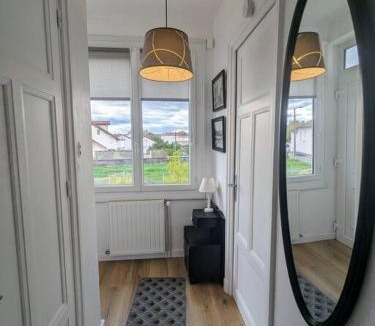 Riorges Villa | La Villa Voie Verte