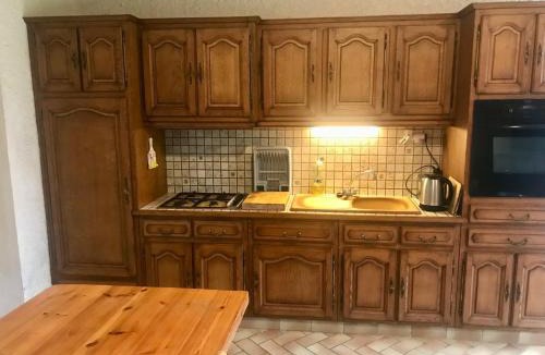 La Croix-Hellean House | La Ville de Mainguy