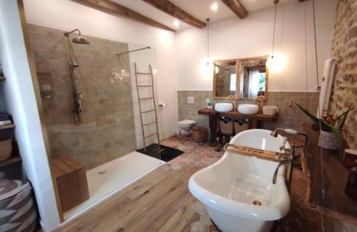 Corseul Bed & Breakfast | La Ville Es Riez Maison d'hôtes