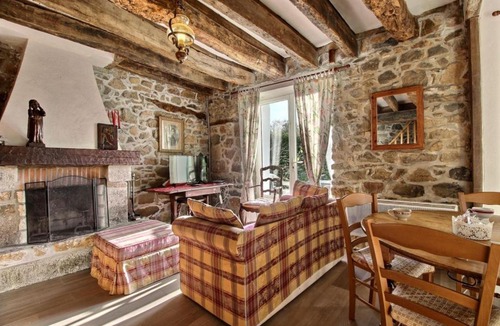 Plouagat House | La Ville Neuve Maros