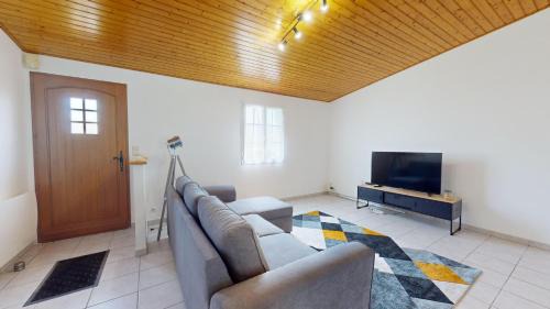 Froidfond House | La Violette Champetre