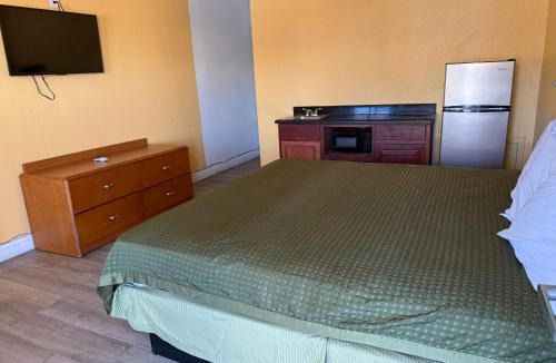 Clovis Hotel | La Vista Inn