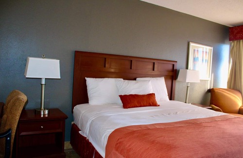 Gulf Highlands Hotel | La Vista Inn