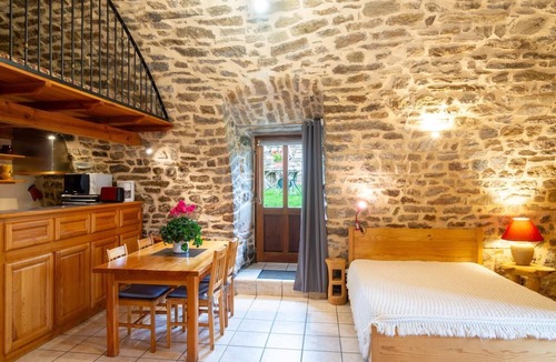 Les Bondons House | La Voûte Céleste 2/3 pers aux Bondons