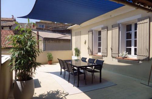 Chateauneuf-du-Pape Apartment | La Voile Bleue