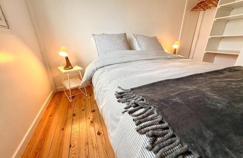 Gruissan Plage Ski Chalet | La Voile Grise Chalet