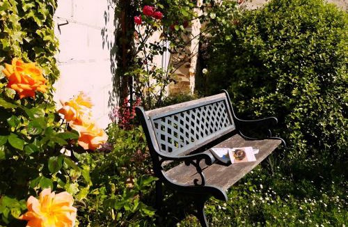 Saint-Remy-la-Varenne Bed & Breakfast | La volante Bouilloire