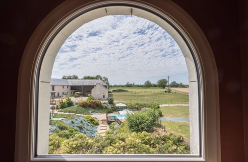 Lerne House | LA VOLIERE du Jardin des Oiseaux 3* with SPA and view of the Birds!