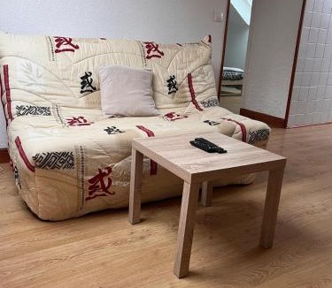 Vrigne-aux-Bois Apartment | La Vrigne