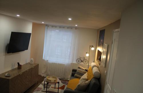 Tourlaville Apartment | La vue des toits