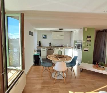 Saint-Denis-de-l'Hotel Apartment | LA VUE LOIRE Appartement