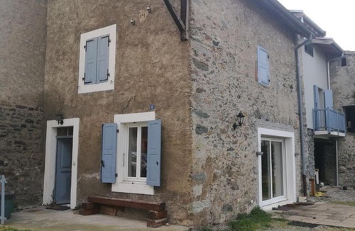 Anthy-sur-Leman House | La YAUTE