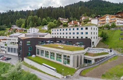 Laax Hostel | Laax wellnessHostel3000